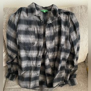 Men’s large flannel - Dip brand